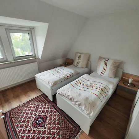 Schickes 110qm In Naehe Vw, Messe,dez Und Orangerie Kassel