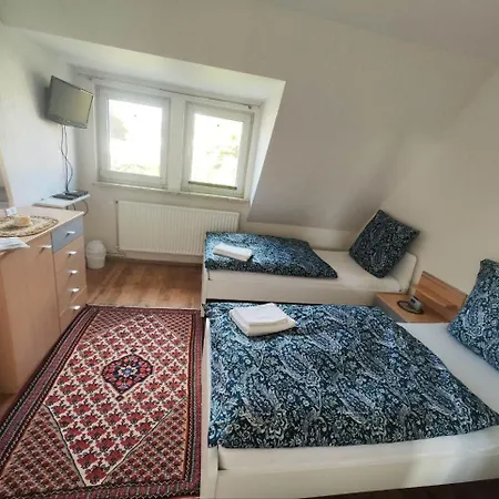 Lejlighed Schickes 110qm In Naehe Vw, Messe,dez Und Orangerie *