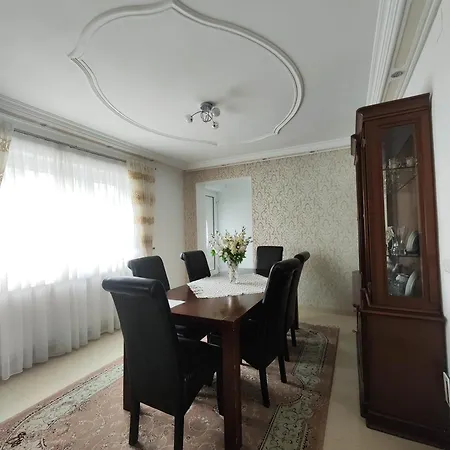 Schickes 110qm In Naehe Vw, Messe,dez Und Orangerie *