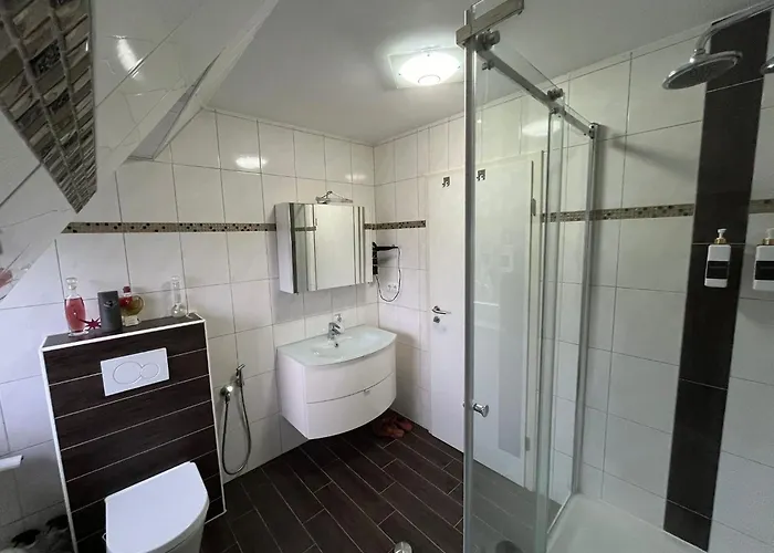 Schickes 110qm In Naehe Vw, Messe,dez Und Orangerie