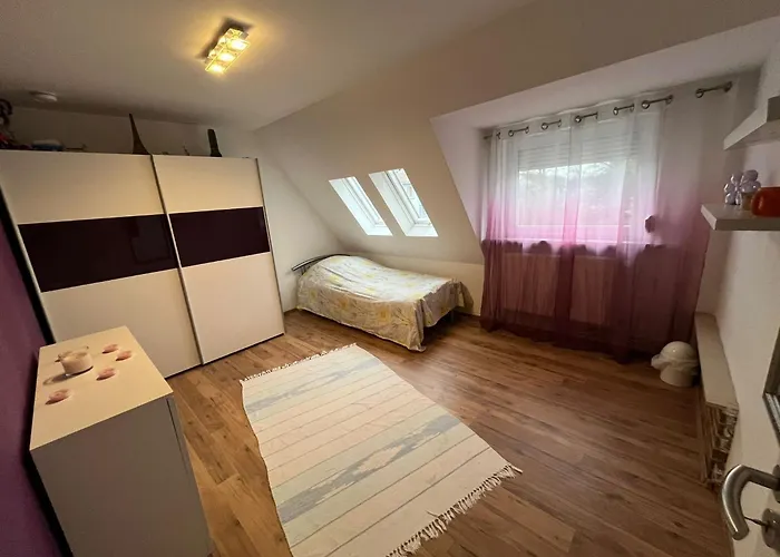 Schickes 110qm In Naehe Vw, Messe,dez Und Orangerie Kassel