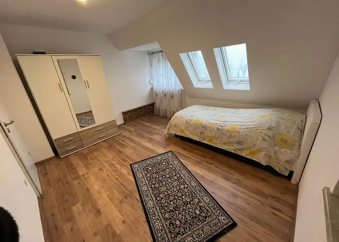 Schickes 110qm In Naehe Vw, Messe,dez Und Orangerie