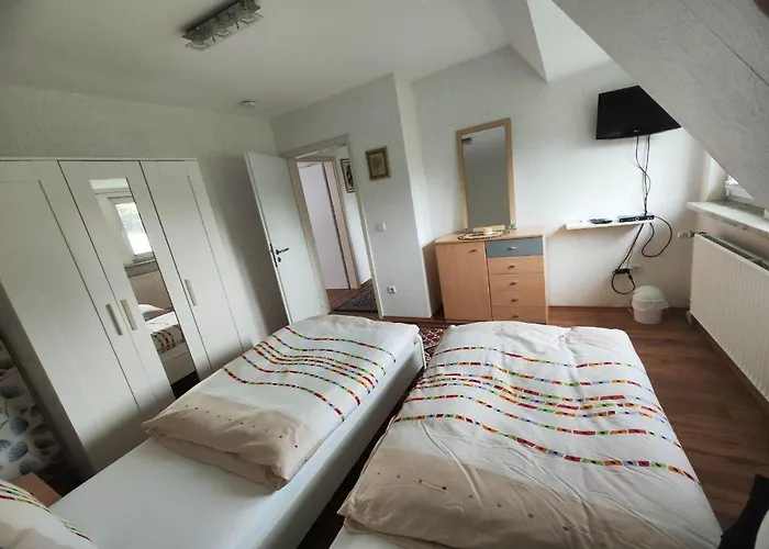 Schickes 110qm In Naehe Vw, Messe,dez Und Orangerie *