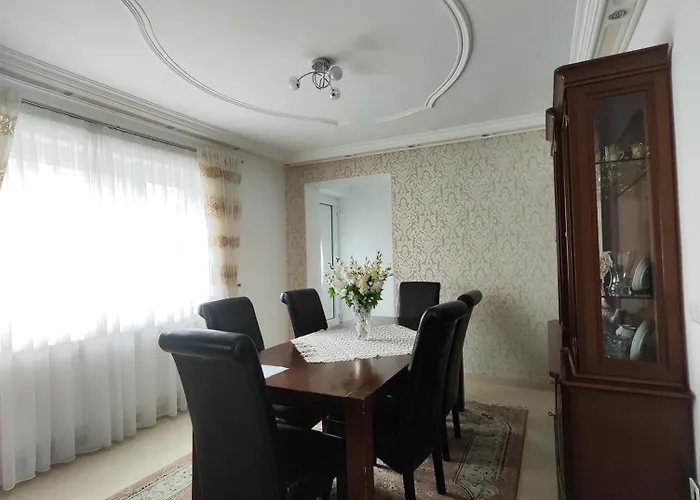 Schickes 110qm In Naehe Vw, Messe,dez Und Orangerie *